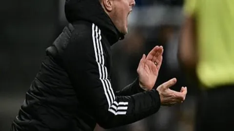 段刘愚巧妙任意球破门，阿兰头槌得分，中超球队领先优势扩大