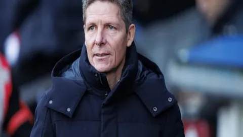 2025年续写巴萨西甲连胜传奇，再创九场辉煌新篇章